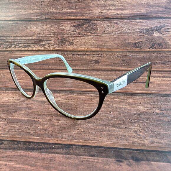 Elegant Brown Cat-Eye Glasses - Picture 3 of 9